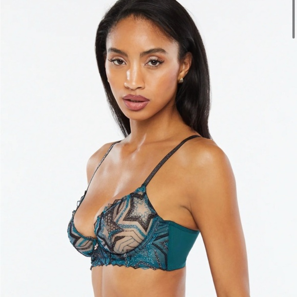 NWT SAVAGE X FENTY SHINING STAR STARSTRUCK DEMI BRA